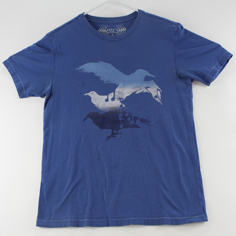 Vintage Levi's Mens T-Shirt Small Graphic Birds